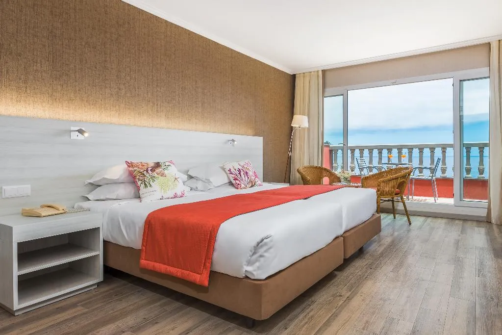 SINGLE SEA VIEW WITH BALCONY Room, Enotel Sunset Bay, Madeira