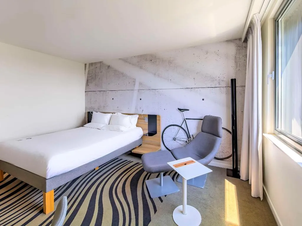 DOUBLE QUEEN SIZE BED Room, Novotel Krakow Centrum, Krakow