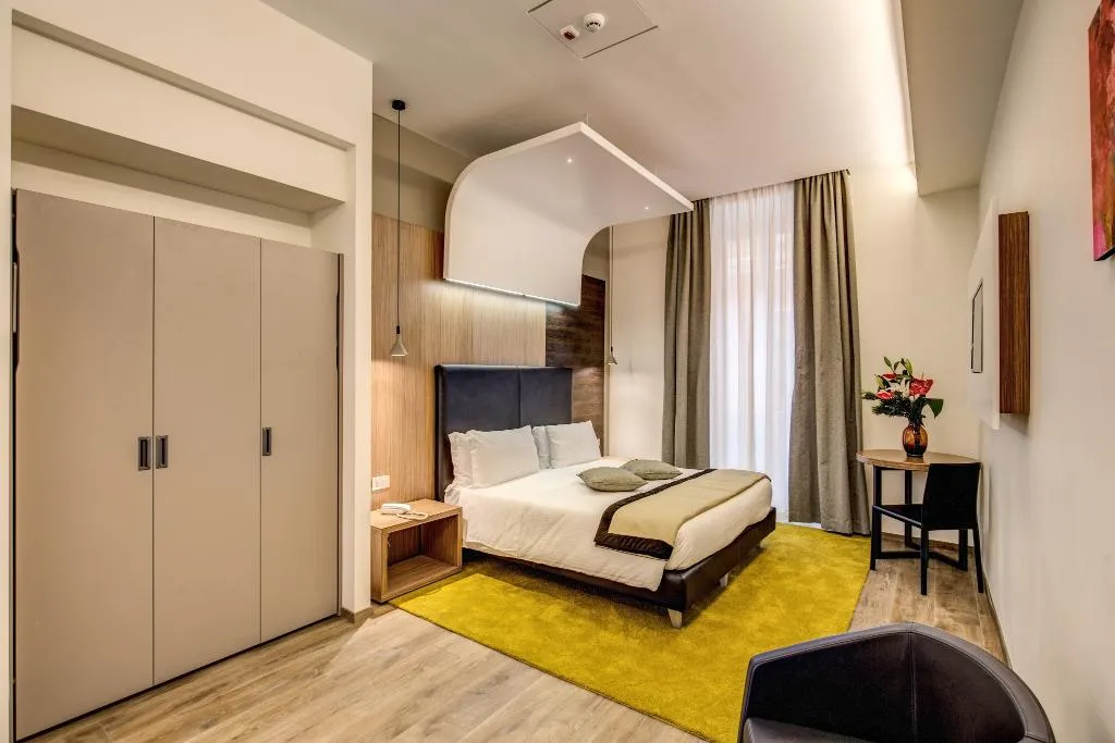 DOUBLE DELUXE Room, Trevi Collection, Rome