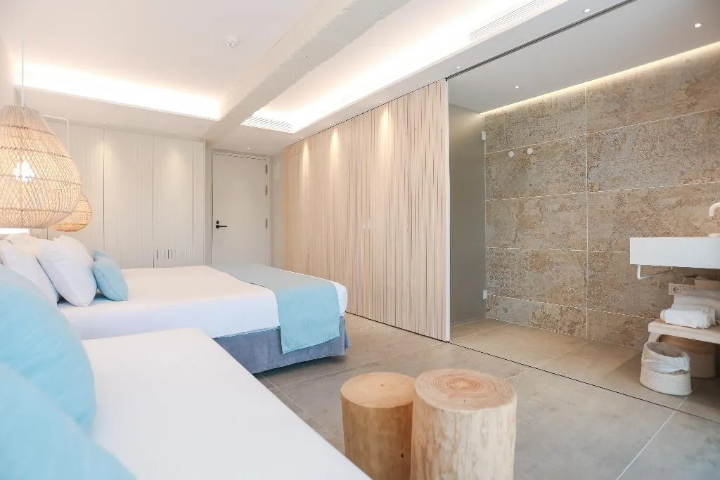 FAMILY ROOM SEA VIEW Room, Kaktus Playa, Costa Brava