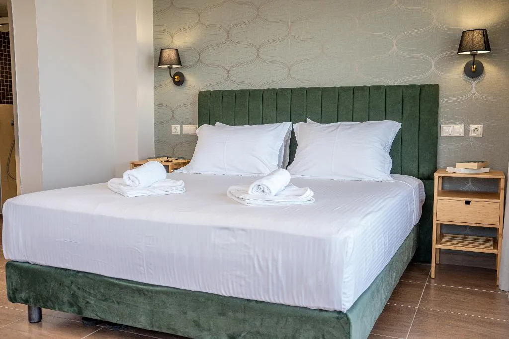 SUITE ONE BEDROOM ONE BATHROOM Room, Studios Vrionis Panoramic Sunset, Kefallinia
