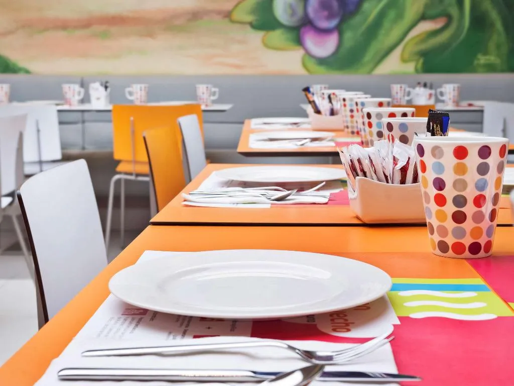 Restaurant, Ibis Styles Madrid Prado, Madrid