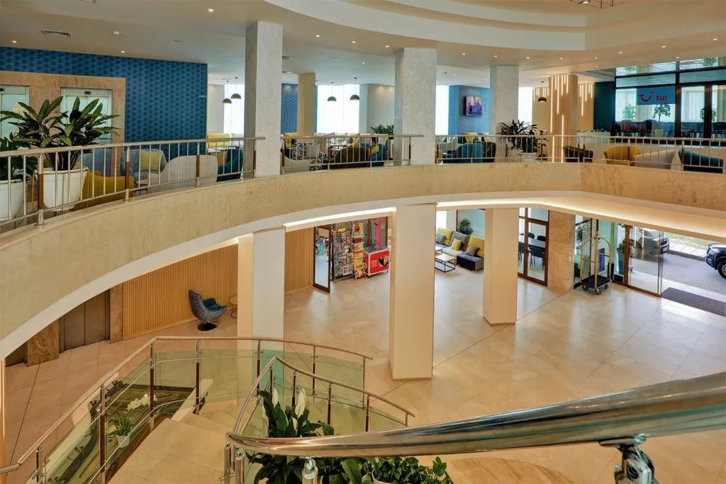 Lobby, MiRaBelle, Varna