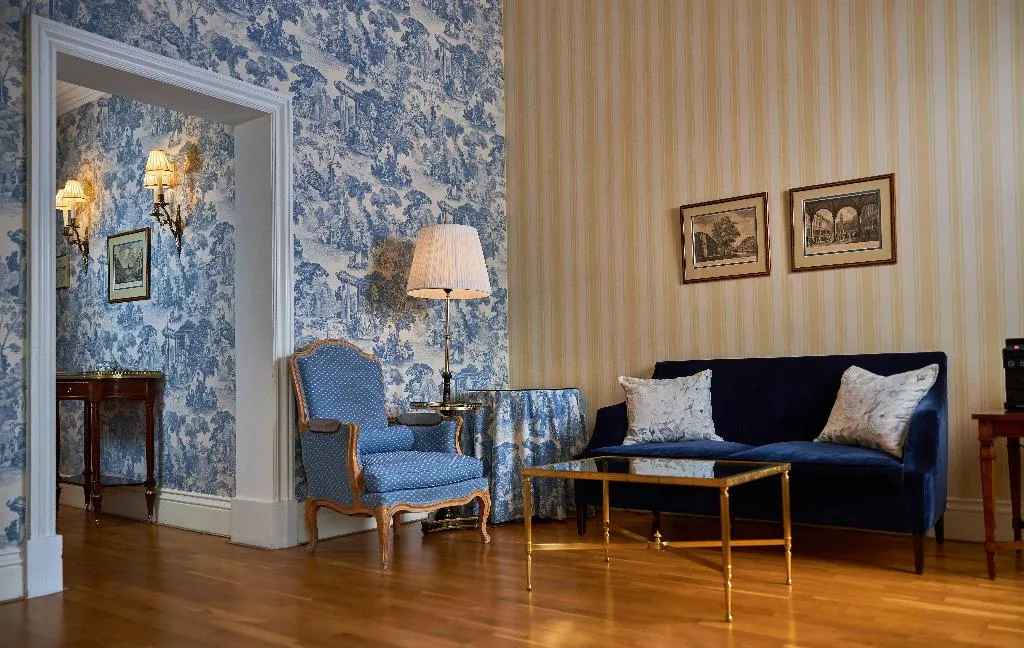 JUNIOR SUITE CITY VIEW KING BED Room, InterContinental Amstel Amsterdam by IHG, Amsterdam