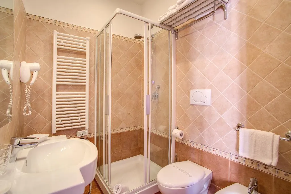 TRIPLE STANDARD Room, Hotel Roma Tiburtina, Rome