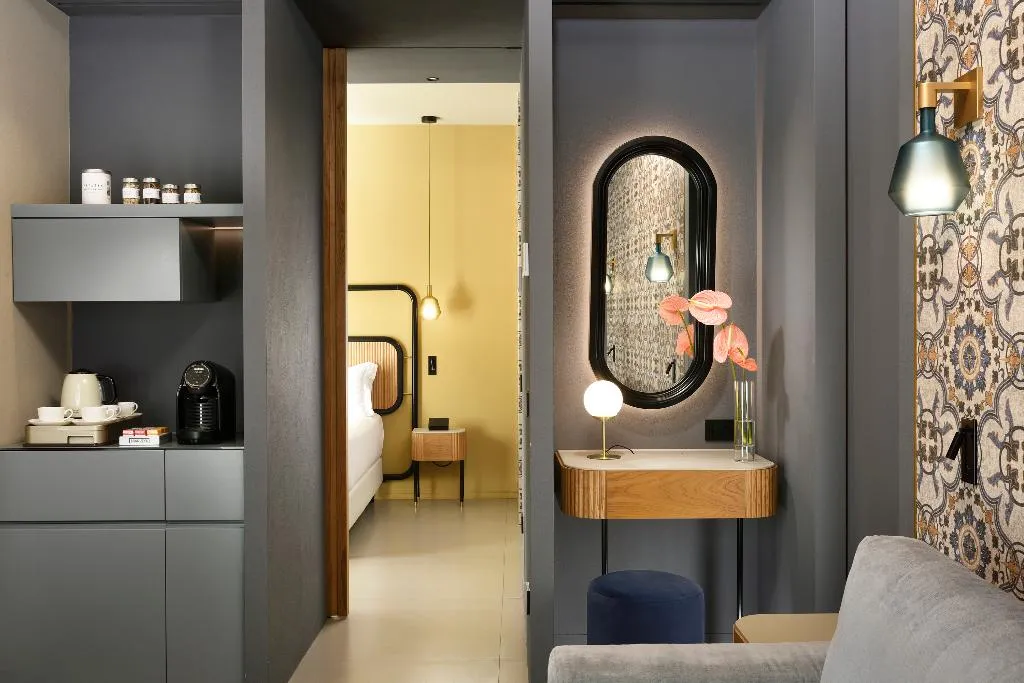 Room, Minareto, Catania