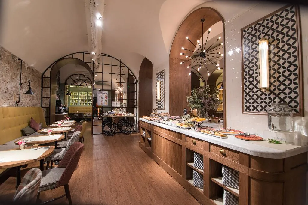 Restaurant, Petit Palace Boquería Garden, Barcelona
