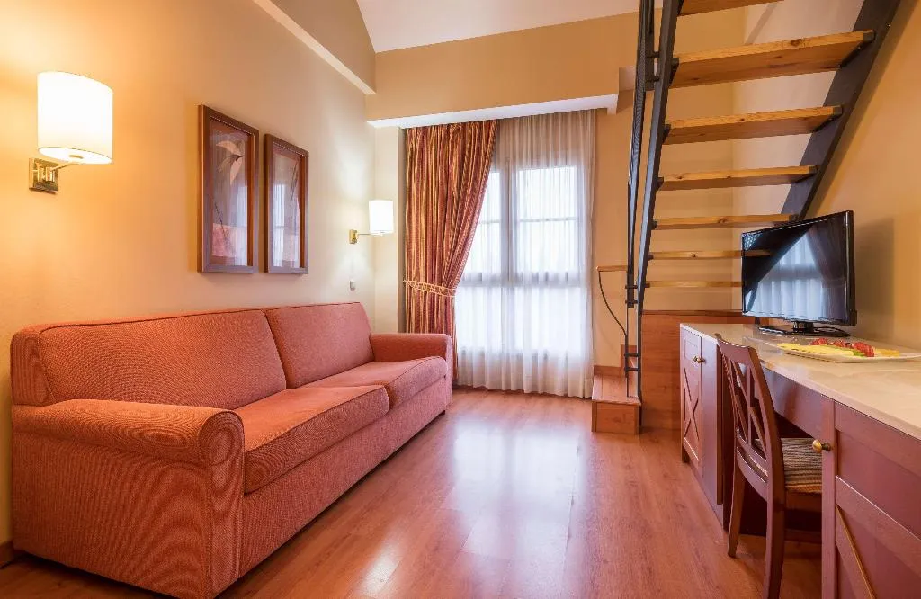 Room, Ilunion Alcora Sevilla, Seville