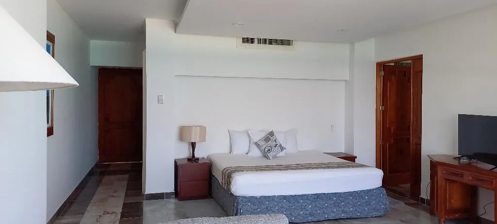SUITE WITH PRIVATE POOL Room, Casa Turquesa, Cancun Area