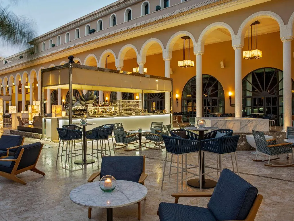 Bar, Gran Melia Palacio de Isora, Tenerife
