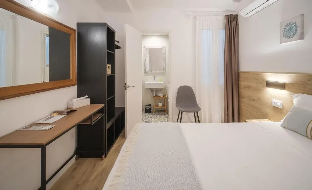 Room, Hostal Menurka, Menorca