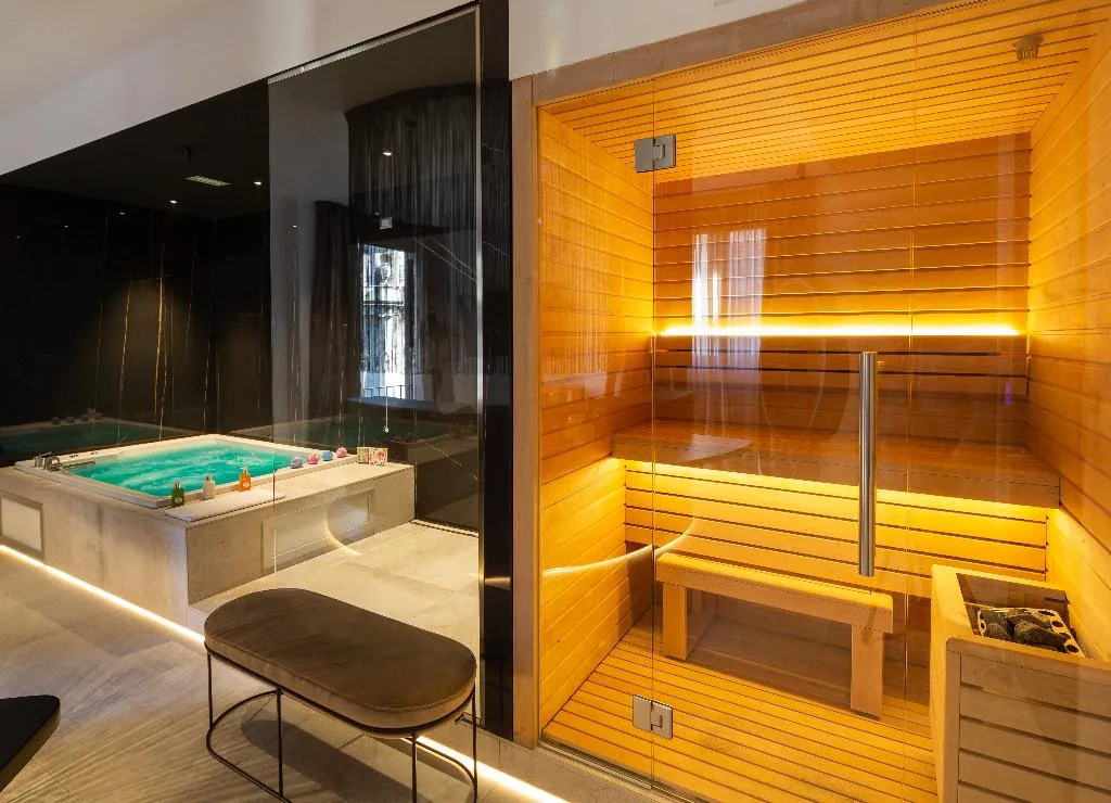 SUITE STANDARD Room, The Corner Duomo Hotel, Naples