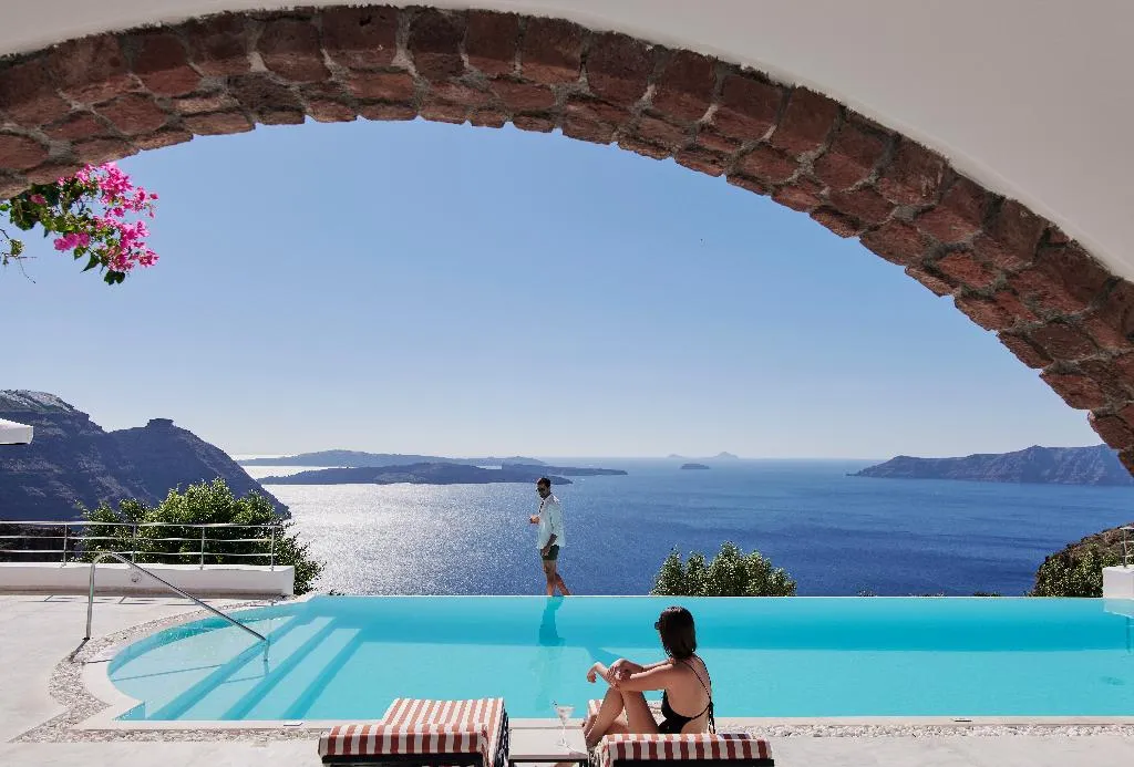 Pool, San Antonio, Santorini