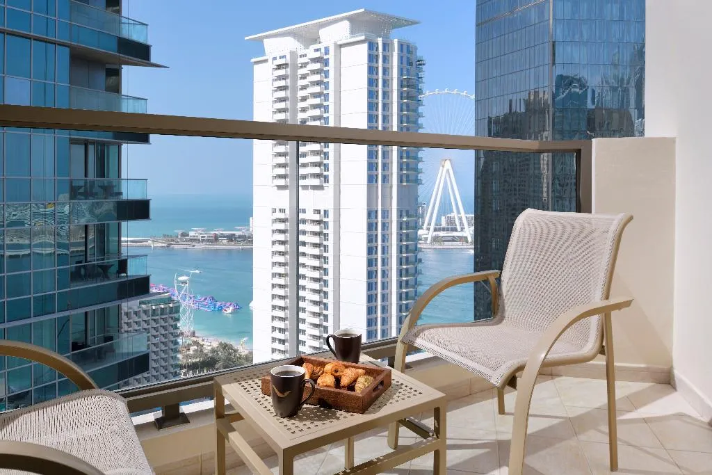Room EXECUTIVE Room, Movenpick Hotel Jumeirah Beach, Dubai