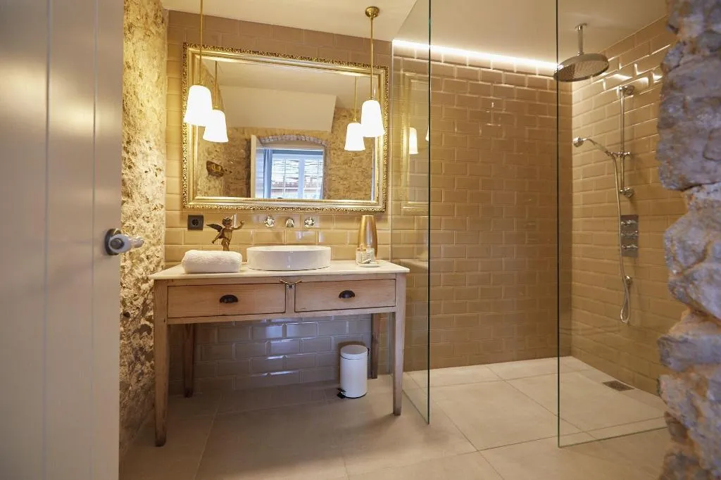 Room, Llimona Suites, Costa Brava