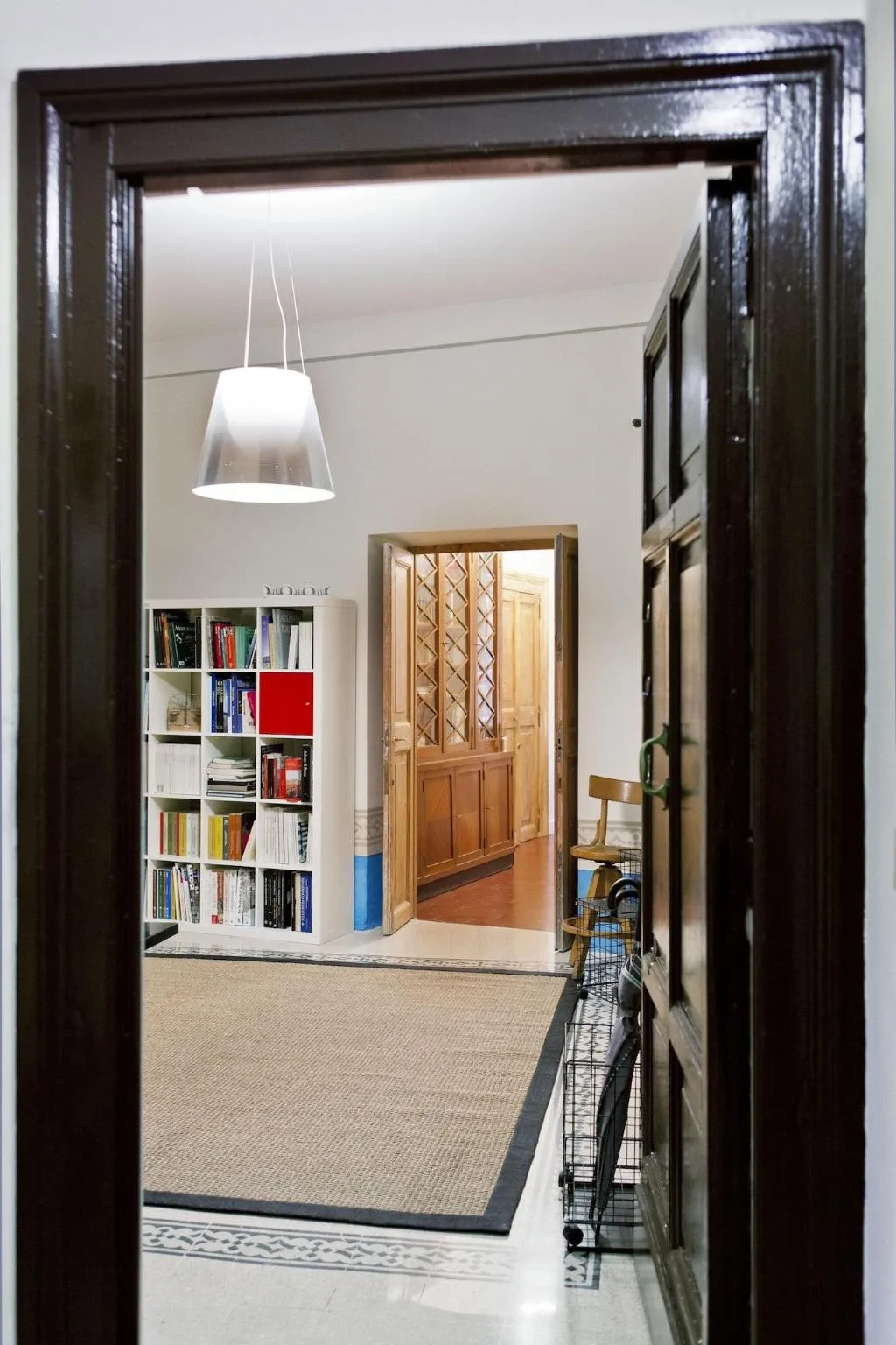 Lobby, Mynavona, Rome