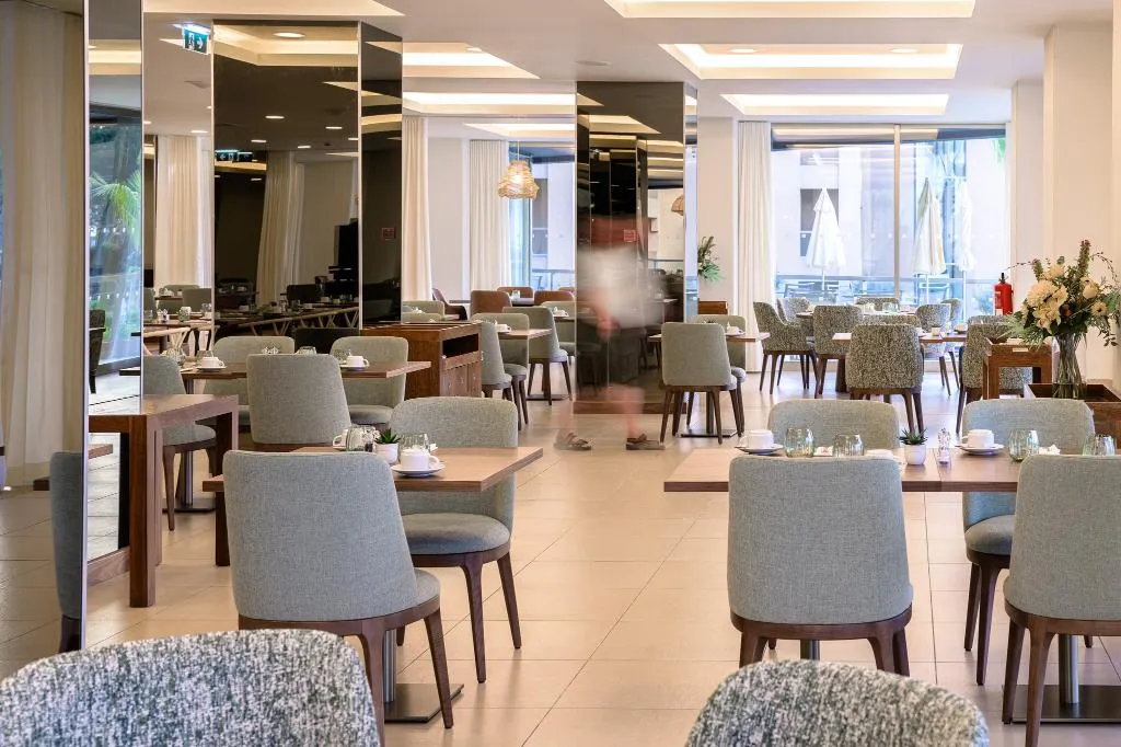 Restaurant, NAU Sao Rafael Suites, Algarve