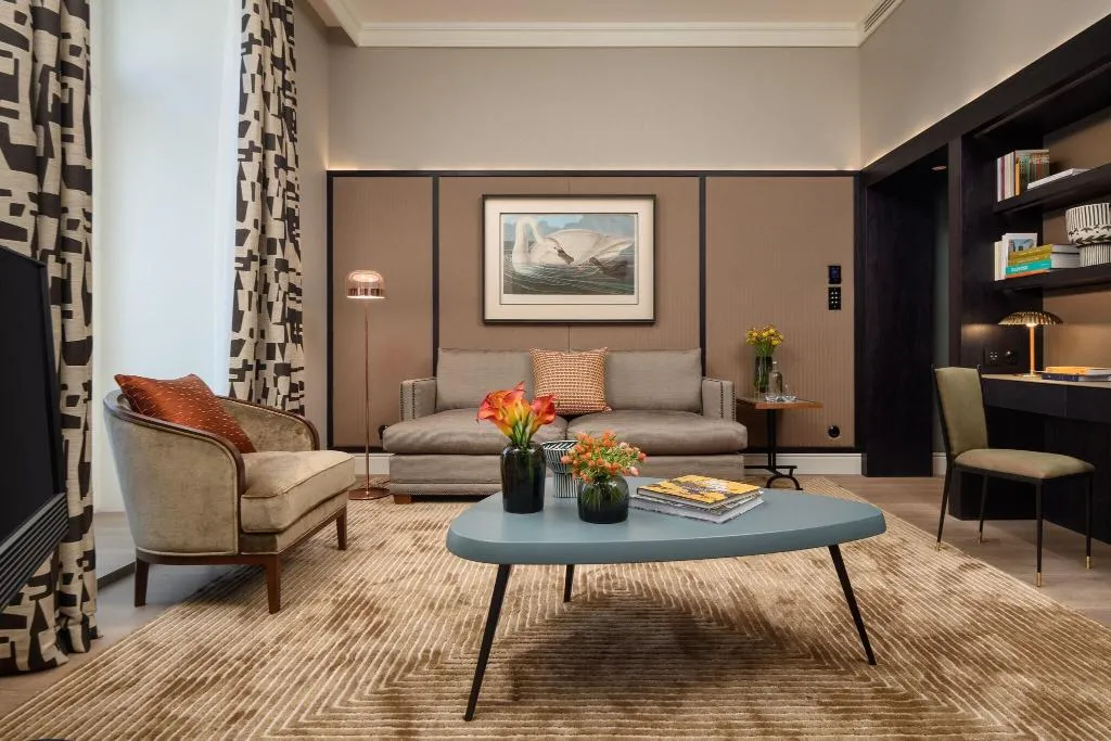 SUITE KING SIZE BED Room, Bairro Alto, Lisbon