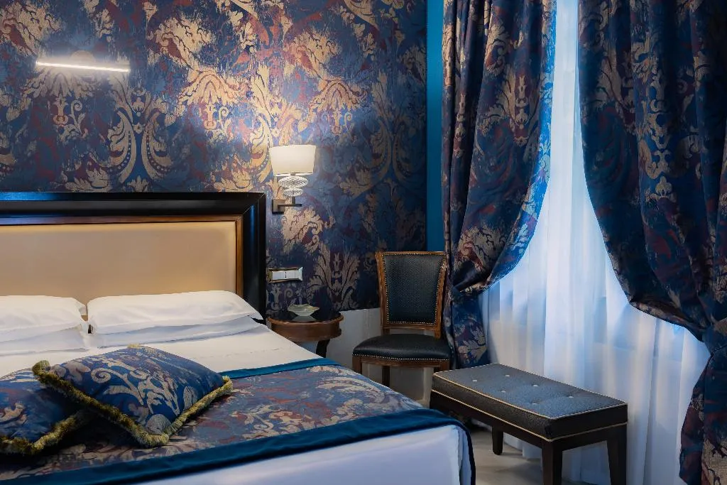 DOUBLE INNER Room, Paganelli, Venice