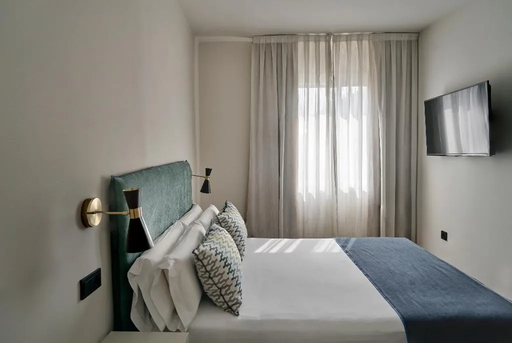 SINGLE STANDARD Room, Arenas Atiram Hotel, Barcelona