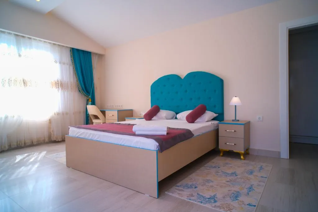 QUADRUPLE COMFORT Room, Graf Victor Apart Hotel, Antalya