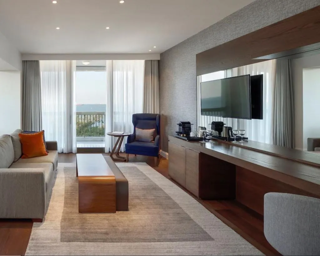 SUITE DELUXE SEA VIEW Room, Makedonia Palace, Halkidiki