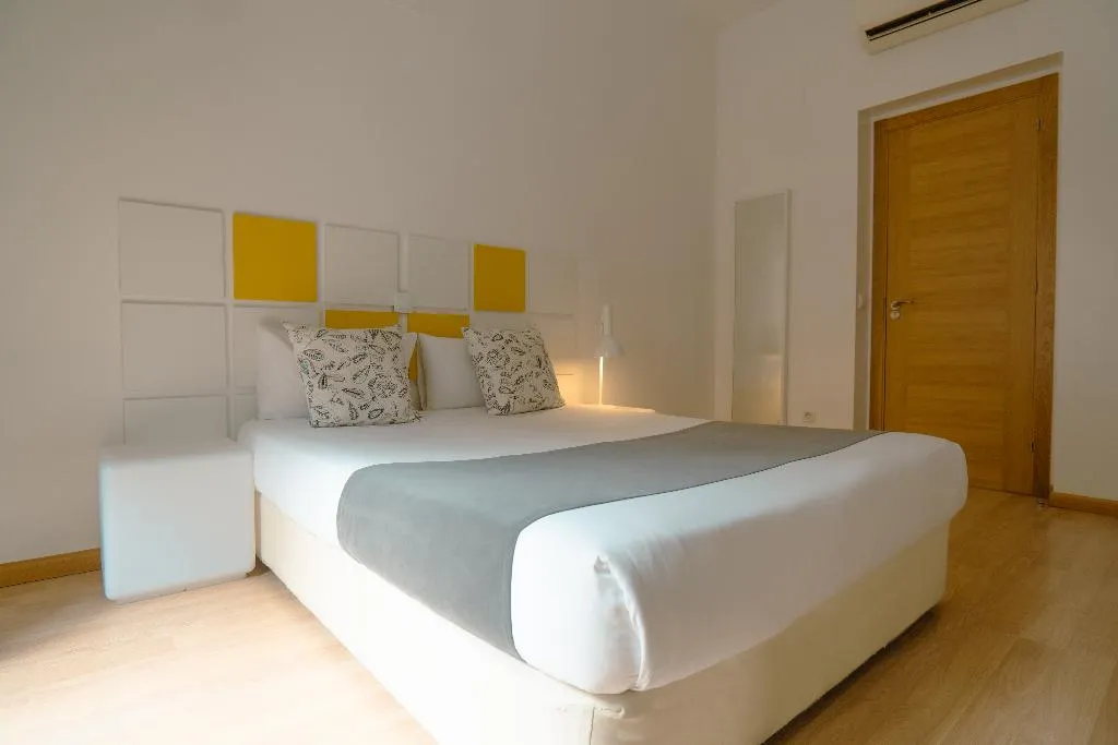 APARTMENT CAPACITY 4 TWO BEDROOMS Room, Smartr Chueca, Madrid
