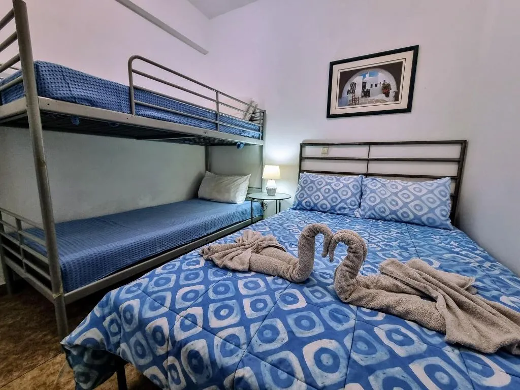 Room, Pleasure Beachside Studios, Santorini