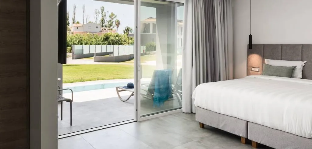 JUNIOR SUITE WITH PRIVATE POOL Room, Acharavi Beach Hotel, Corfu