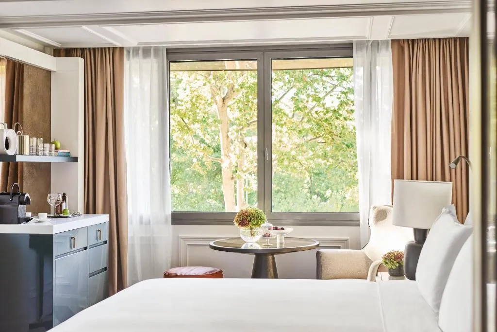 Room PREMIER Room, Rosewood Villa Magna, Madrid