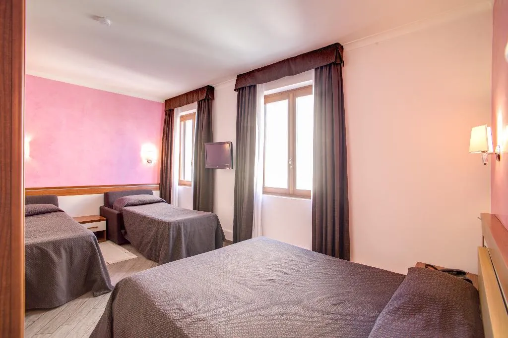 TRIPLE STANDARD Room, Hotel Roma Tiburtina, Rome