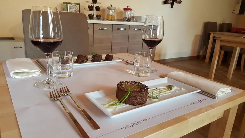 Restaurant, Tenuta Borgo Santa Cecilia, Umbria
