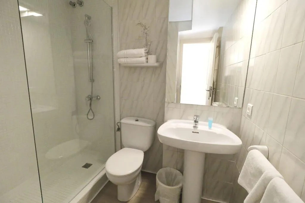 Room, Naika Studios & Apartments, Majorca