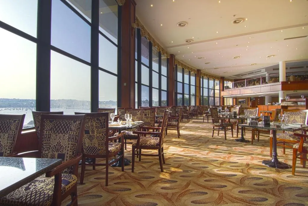 Restaurant, Grand Hotel Excelsior, Malta