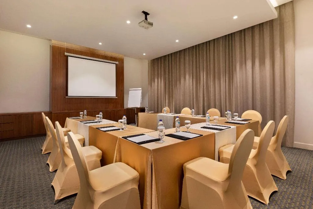 Conferences, Ramada By Wyndham Dubai Barsha Heights Ex AurisInn, Dubai
