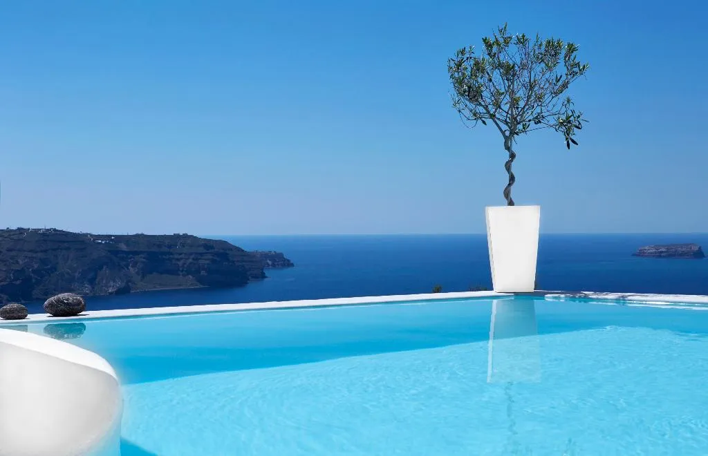 SUITE WITH PRIVATE POOL Room, Athermi Suites, Santorini