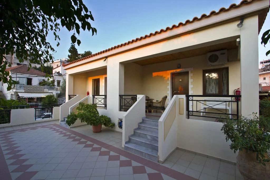 Terrace, Mythos Platanias, Crete