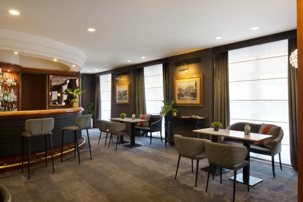 Bar, Starhotels Tourist, Milan