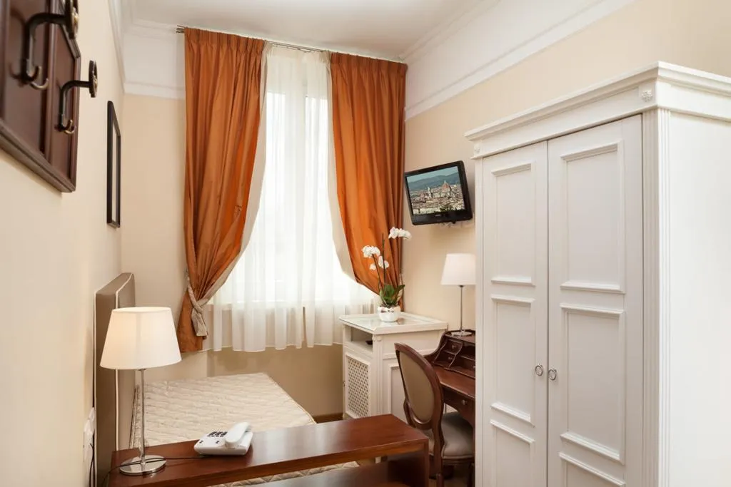 Room, Executive, Florence