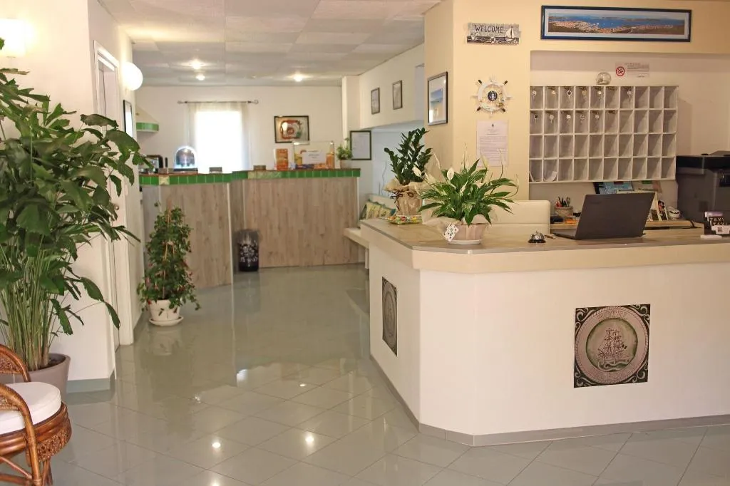 Lobby, Del Molo, Olbia