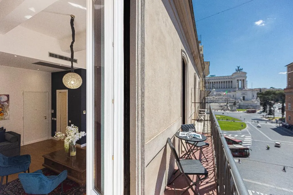 JUNIOR SUITE WITH BALCONY Room, Suite Della Pigna, Rome