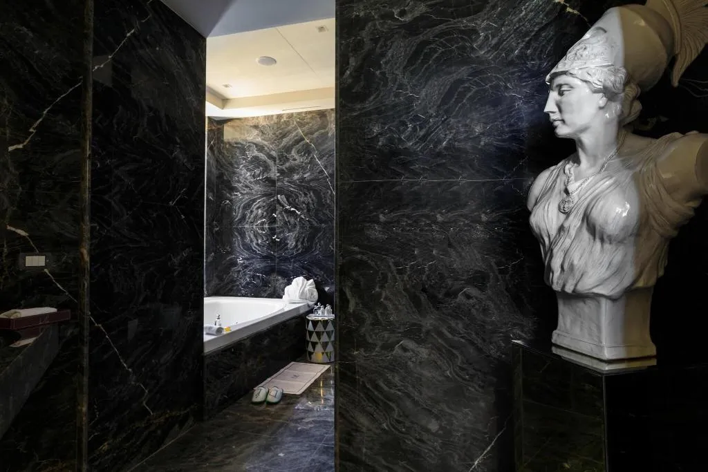 SUITE Presidential Room, Grand Hotel Des Étrangers, Catania