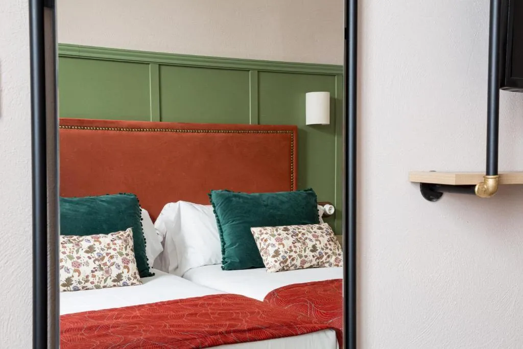 DOUBLE SUPERIOR Room, Honest Sevilla, Seville