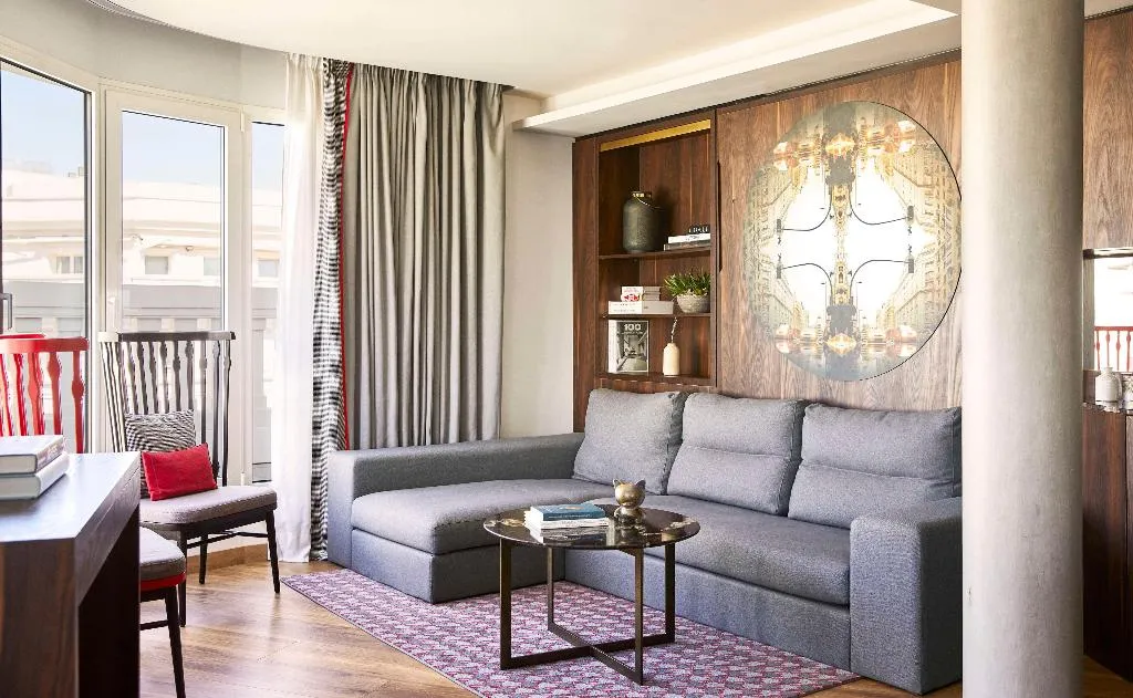 Room, Hyatt Centric Gran Via Madrid, Madrid