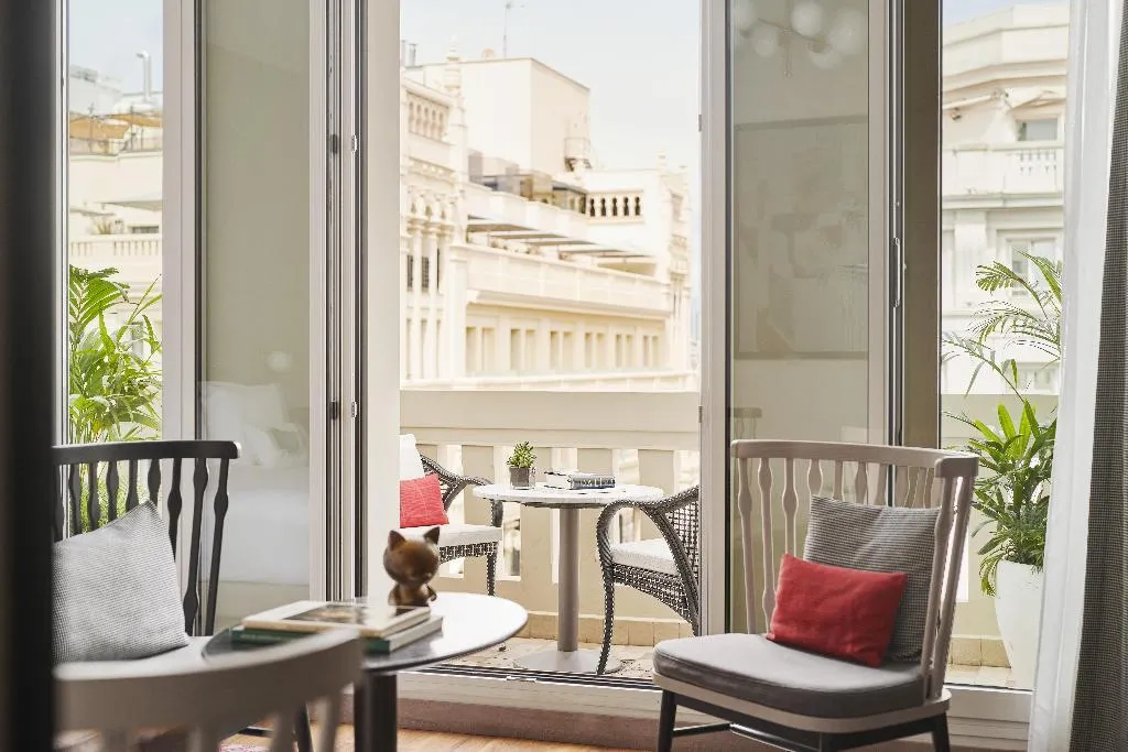 Room, Hyatt Centric Gran Via Madrid, Madrid