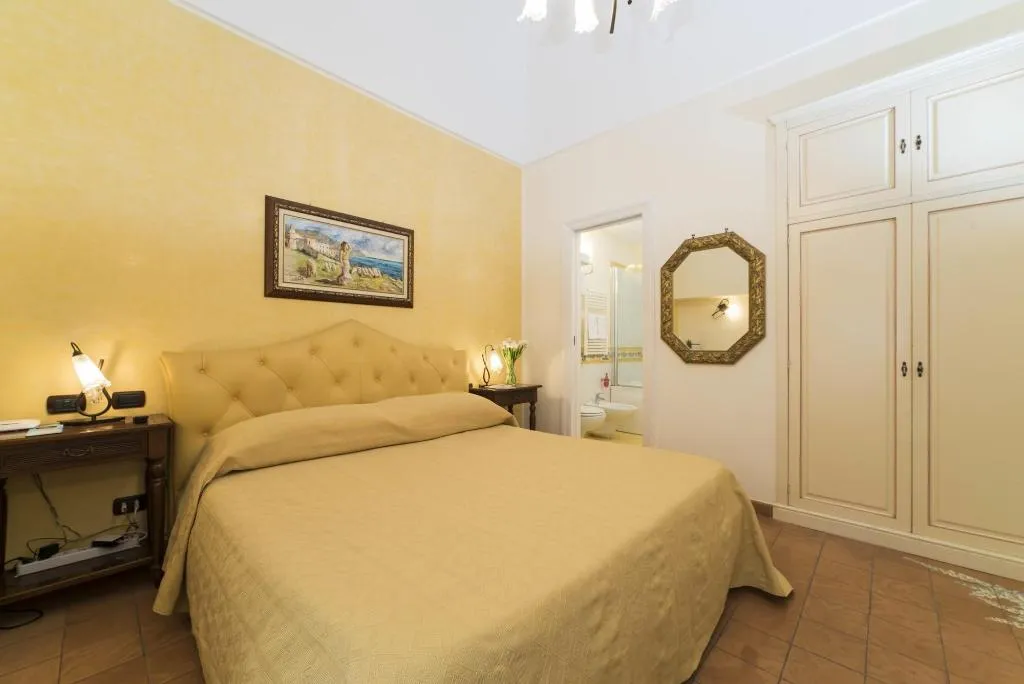 Room, Hotel Villa Annalara, Naples