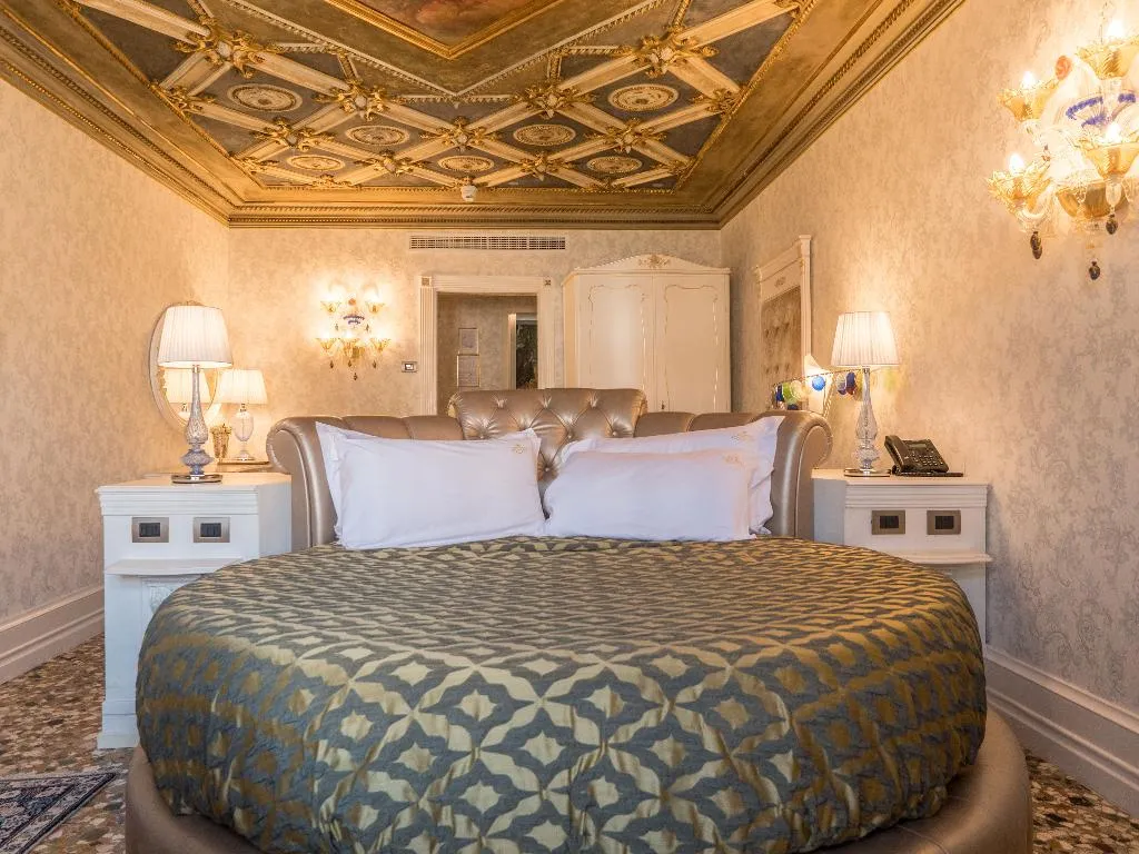 JUNIOR SUITE CANAL VIEW Room, Ego Boutique Hotel The Silk Road, Venice
