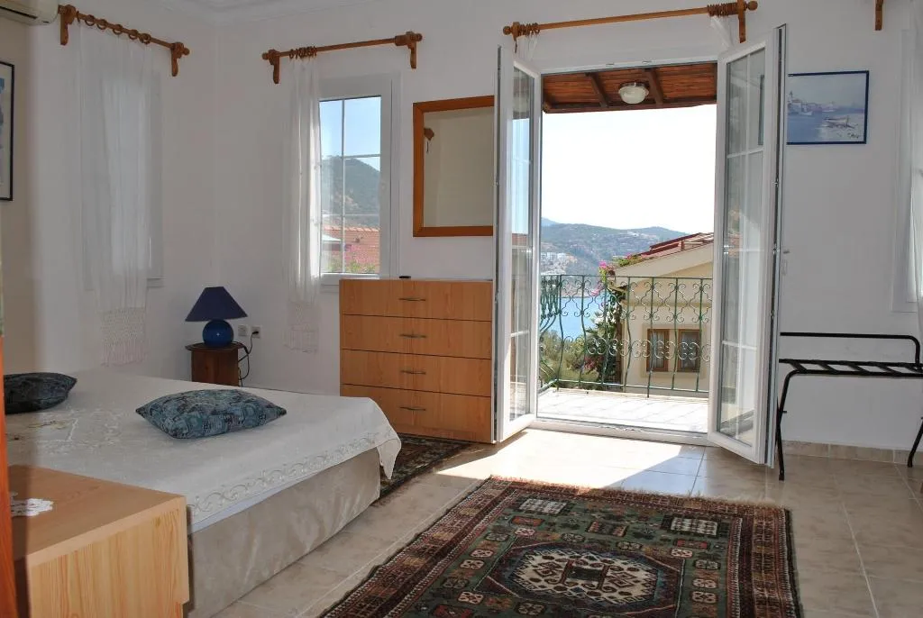 Room, Dionysia, Antalya