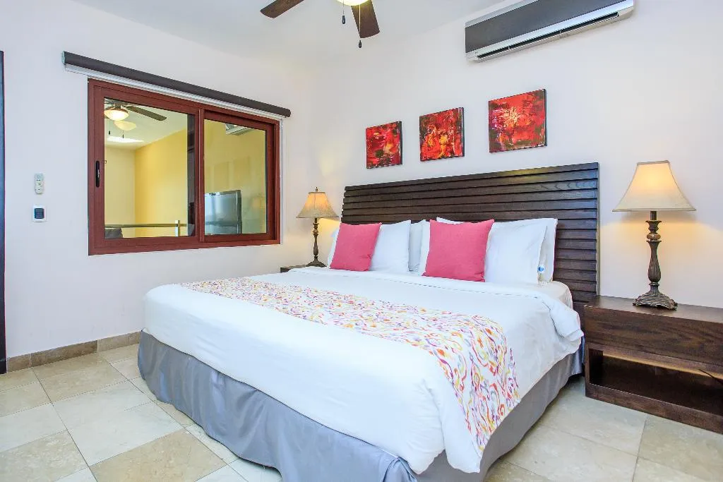 APARTMENT THREE BEDROOMS Room, El Faro Residences, Playa Del Carmen