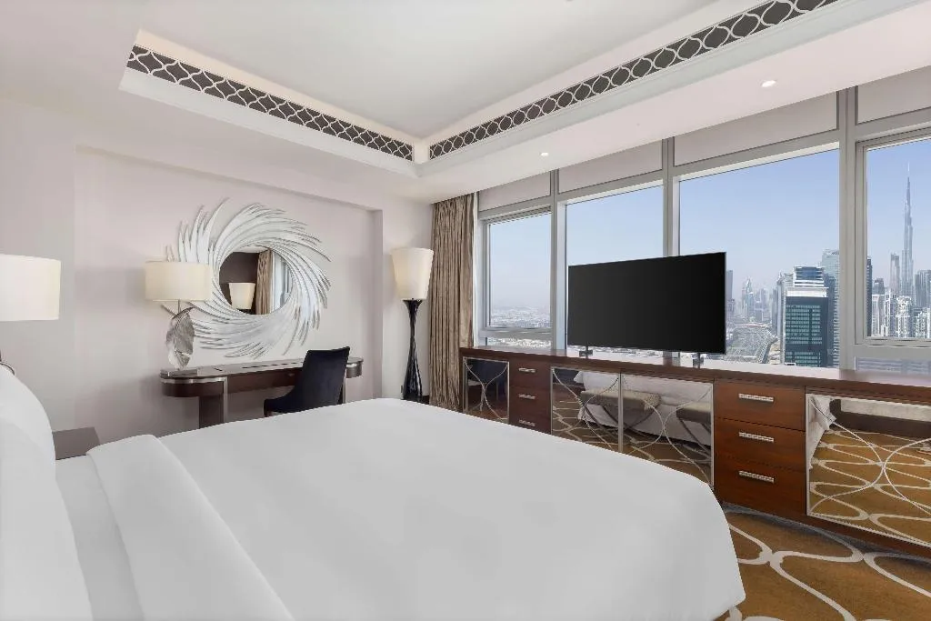 SUITE EXECUTIVE Room, Hilton Dubai Al Habtoor City, Dubai